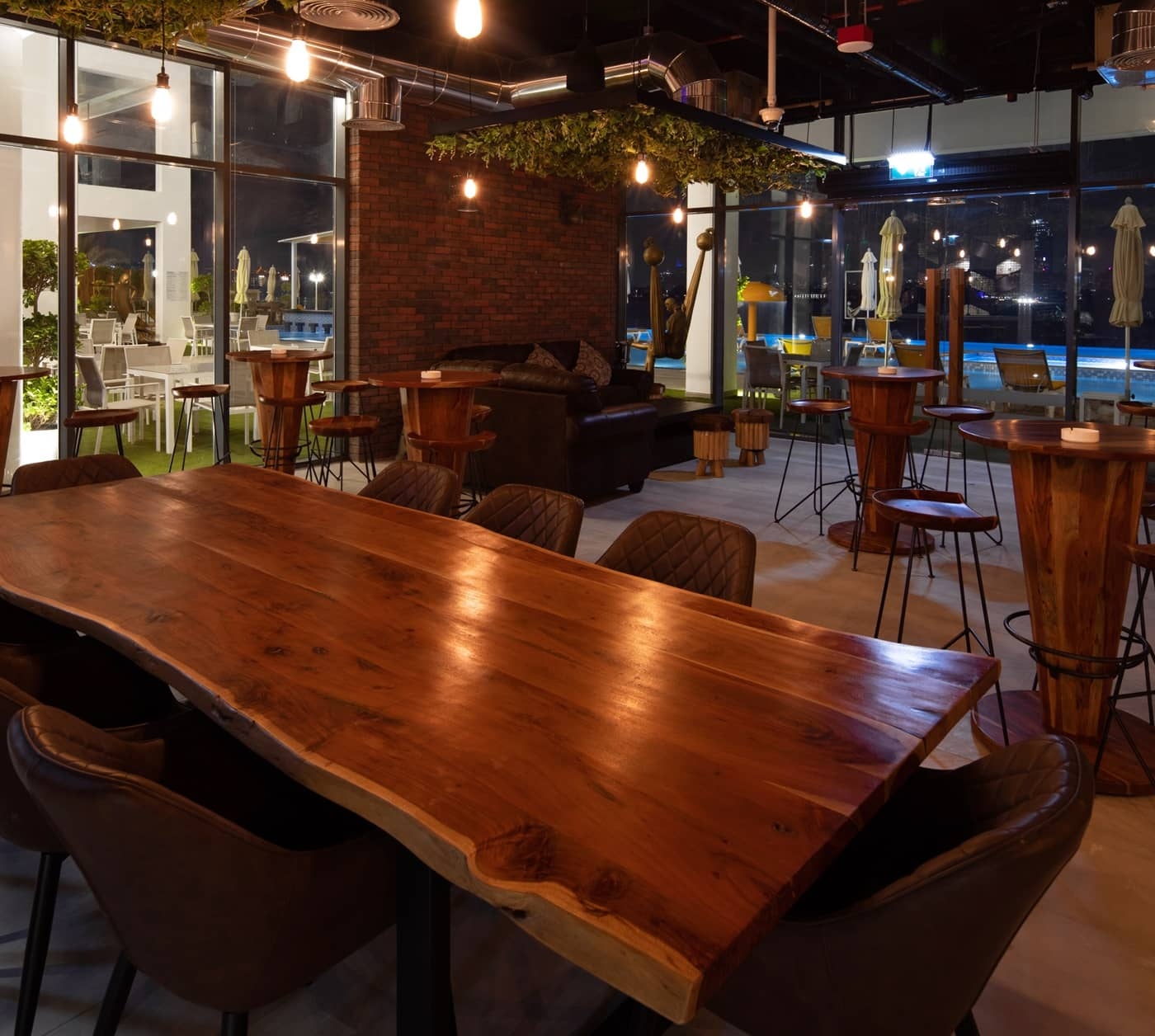 CCentralResortthepalmC Grill Bar  Restaurant