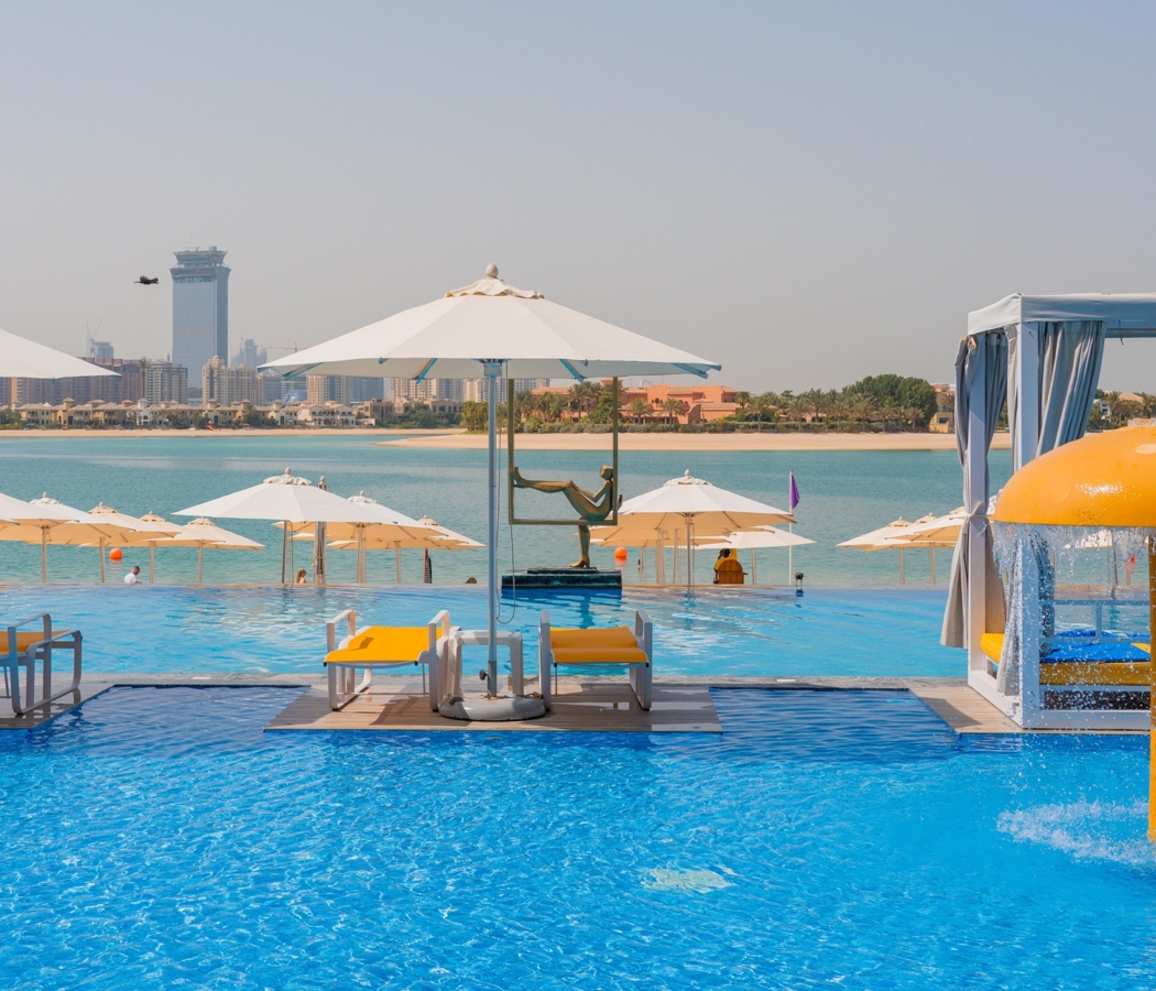 CCentralResortthepalmmojitopoolbar