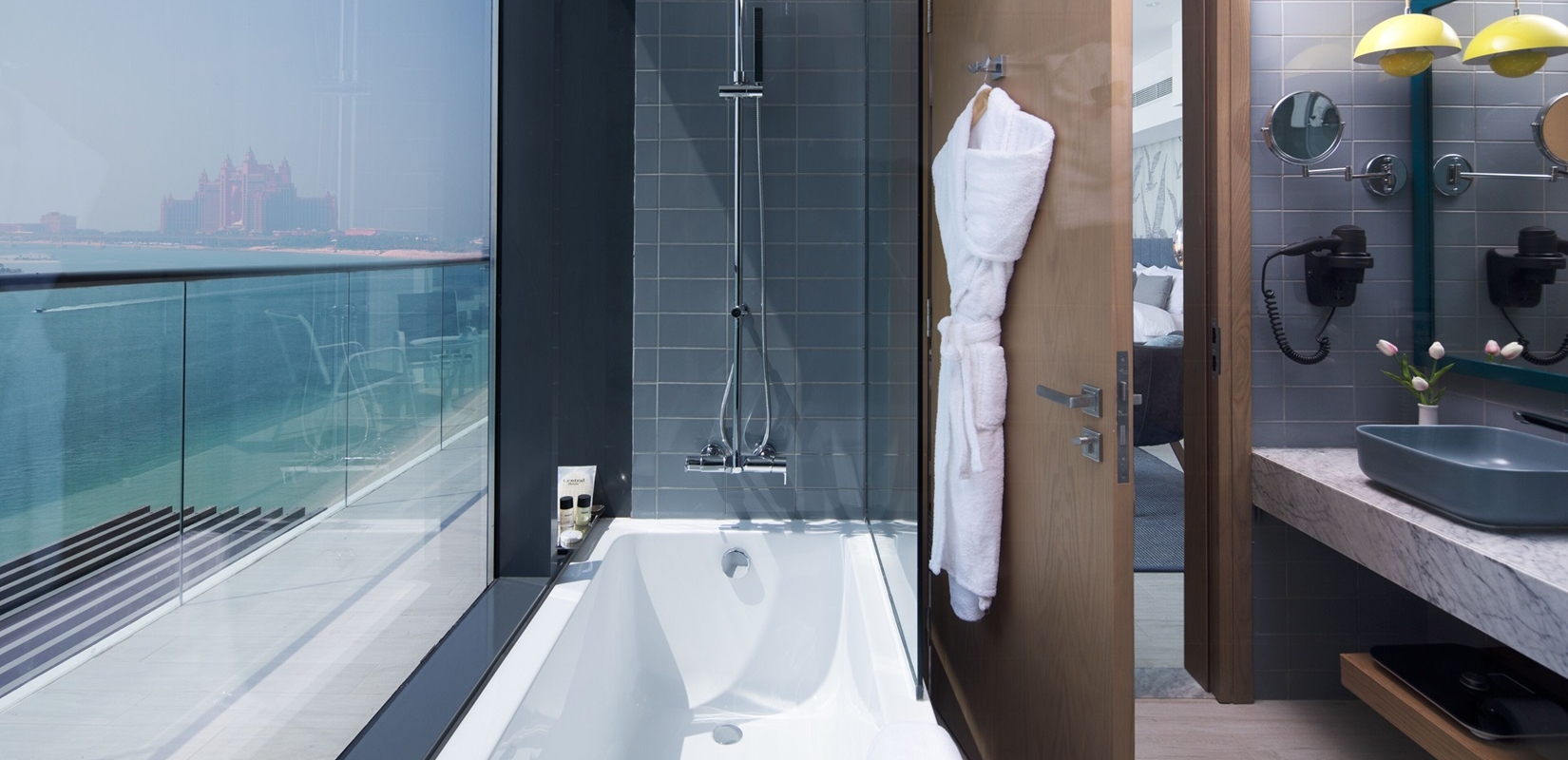 CCentralResortthepalmpalmSuite