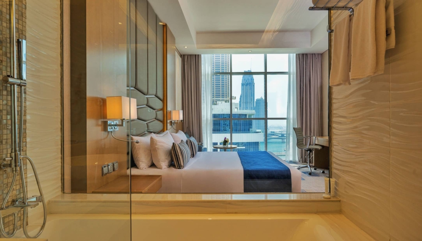 CanalCentralhotelDeluxe Room partial Bay