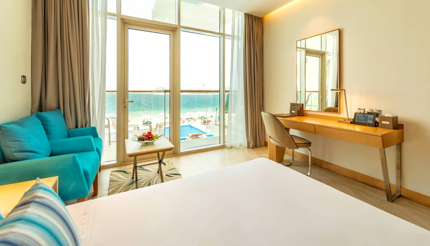 RoyalCentralHotelPremiumRoomwithSeaView