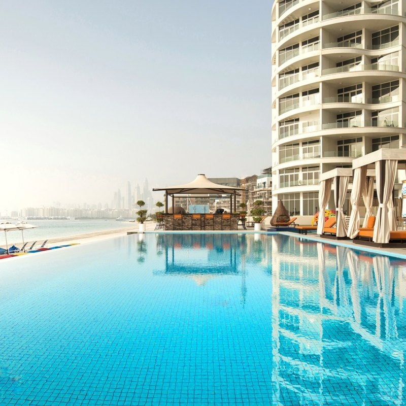 RoyalCentralHotelhushpoolbarthepalm