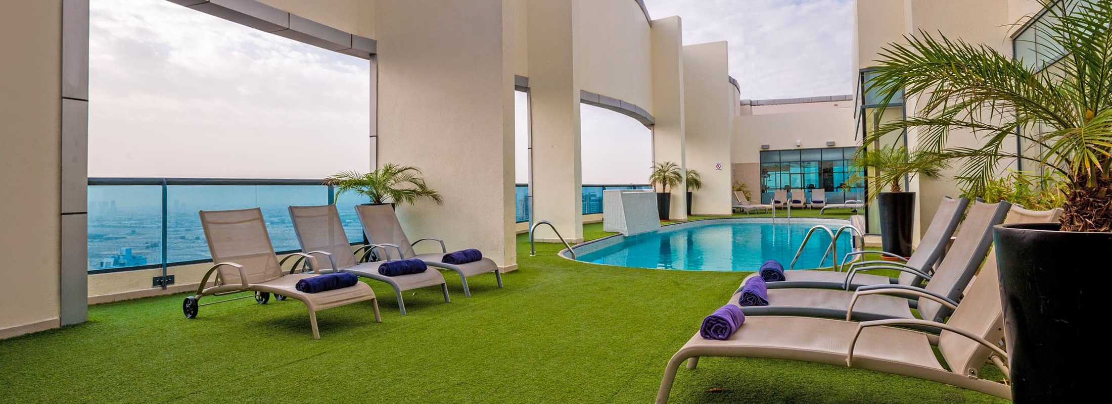 firstcentrasuiteshoteldubai